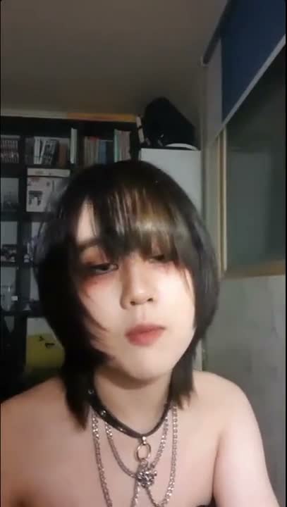 존나 퇴폐적 단발 피어싱녀 비고라방 썸네일